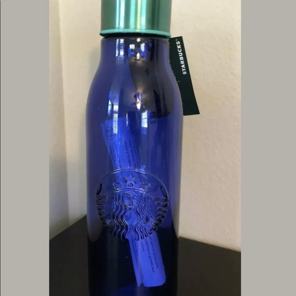 STARBUCKS ⭐️ Cobalt Recycled Glass Water Bottle
